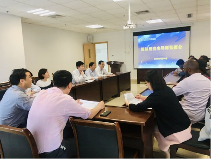 國際研究生_副本.jpg